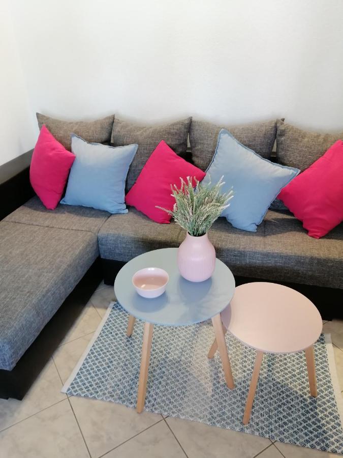 Apartments Iris Marina Zewnętrze zdjęcie